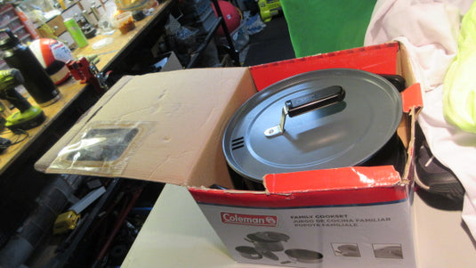 Used Coleman 6-Piece Family Cookset