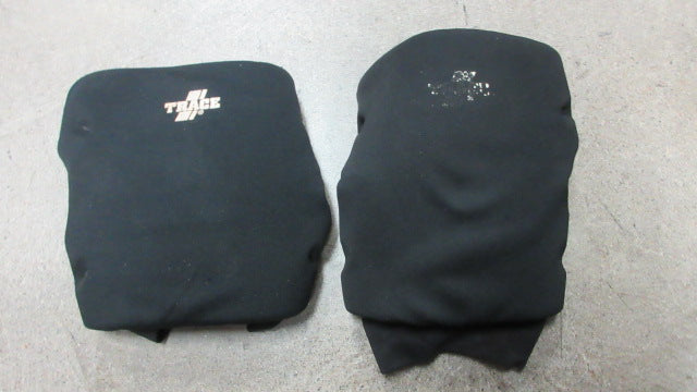 Load image into Gallery viewer, Used Trace Size Large Softball Knee Pads
