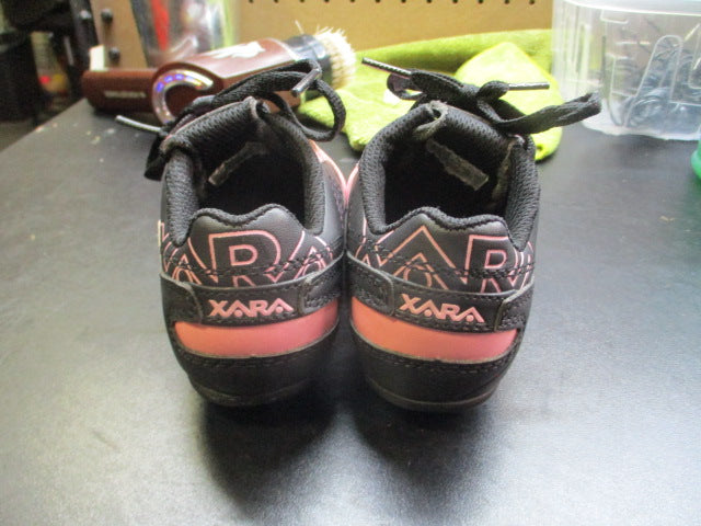 Load image into Gallery viewer, Xara Pink &amp; Black Soccer Cleats Youth Size 10
