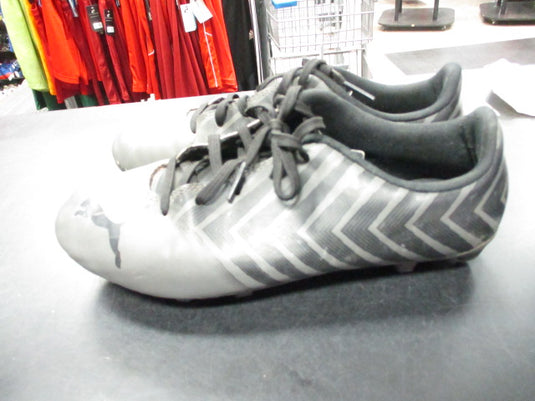 Used Puma Tacto II Size 4 Soccer Cleats