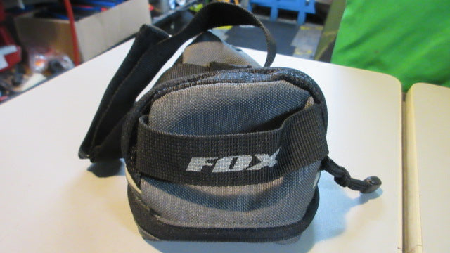 Load image into Gallery viewer, Used Fox Bicycle Saddle Bag
