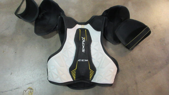 Load image into Gallery viewer, Used CCM Tacks 5092 Senior Medium Hockey Shoulders Pads
