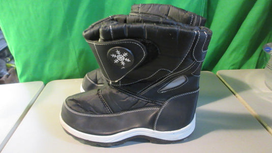 Used Kids Snow Boots Size 5