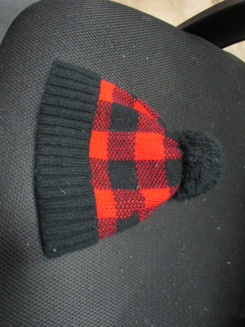 Used Plaid Knit Hat