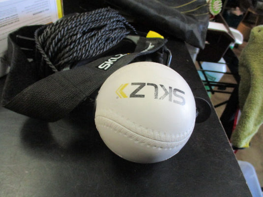 Used SKLZ Zip-N-Hit Training Device - Like New Condition