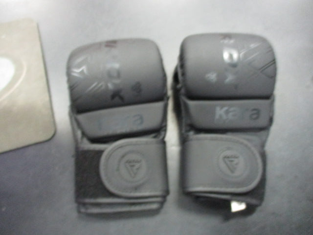 Load image into Gallery viewer, Used RDX Kara MMA Gloves Size S/M
