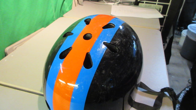 Load image into Gallery viewer, Used NutCase Youth S/M Bicycle Helmet
