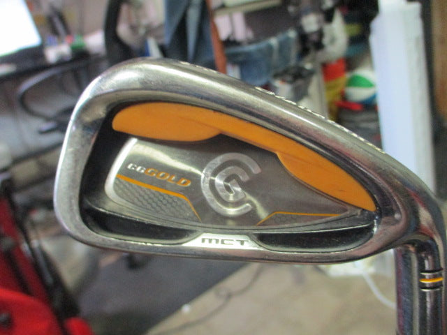 Load image into Gallery viewer, Used Clevland CG Gold MCT Iron Set 3-PW RH steel shaft
