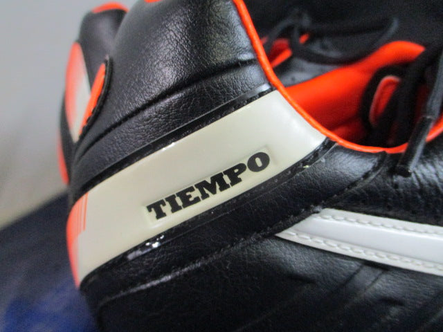 Load image into Gallery viewer, Used Nike Tiempo Mystic IV Rugby Cleats Adult Size 12
