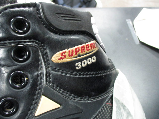 Load image into Gallery viewer, Used Bauer Supreme Power Hockey Goalie Skates Size 5 D ( Size 6 Shoe)- NO LACE
