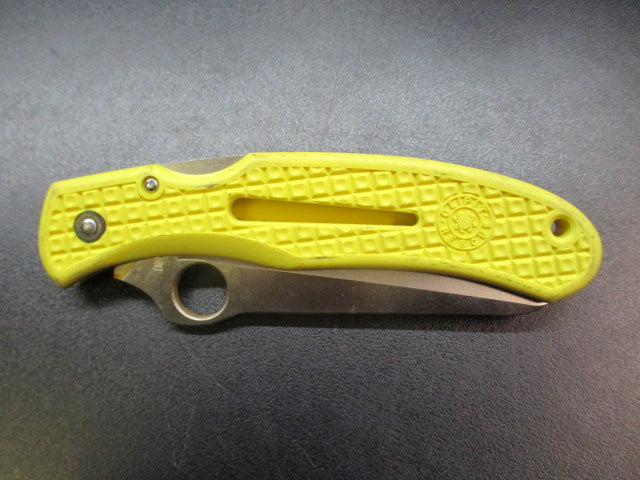 Load image into Gallery viewer, Used Vintage Clipit Rescue SpyderCo Folding Knife
