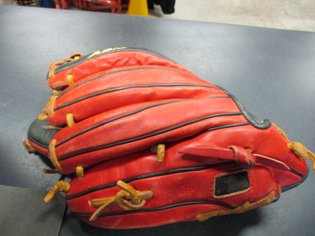 Load image into Gallery viewer, Used Wilson Pro Stock A2K DATDUDE Select Size 11.5 Baseball Glove- RHT
