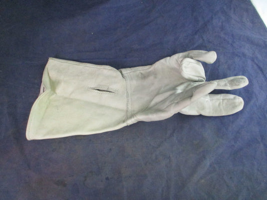 Used Leather Fencing Glove Size 7 - Right Hand