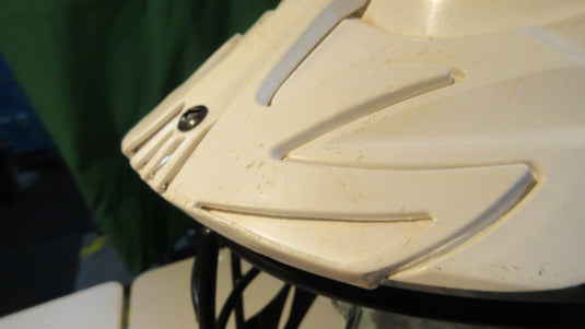 Used Cascade CLH2 Youth Lacrosse Helmet Size: XXS (21" -Under)