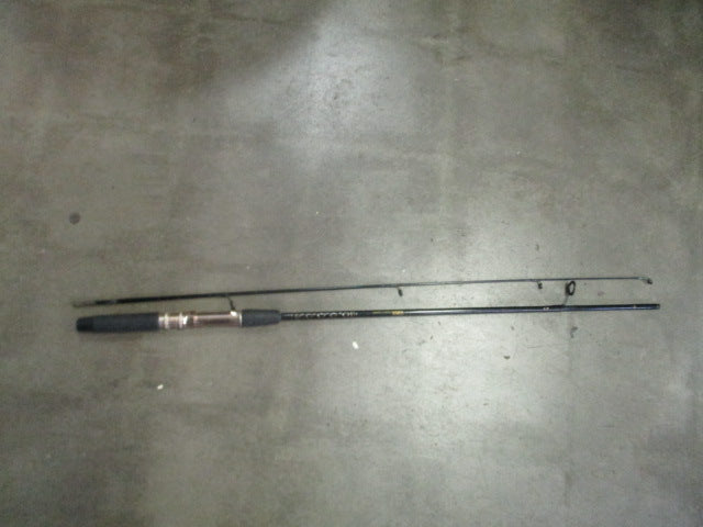 Load image into Gallery viewer, Used Zebco 6&#39; 2-Piece Fishing Rod Model 6698
