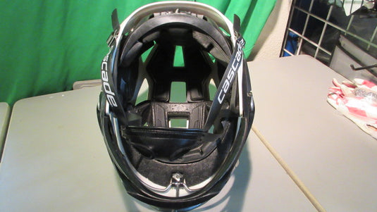 Used Cascade Adjustable Lacrosse Helmet