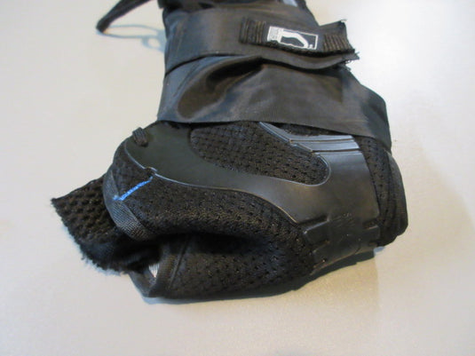 Used Form Fit Ossur Ankle Figure 8 Brace