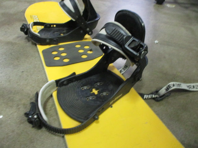 Load image into Gallery viewer, Used Rad 1 Air Individual 120cm Snowboard W/ Brine Bindings - AS IS
