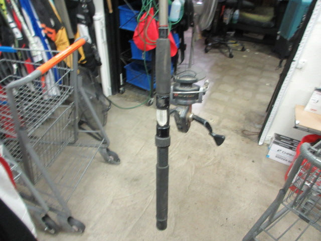 Load image into Gallery viewer, Used Zebco 77&quot; (6&#39; 5&quot;) w/ Shakespeare Combo 300 Reel Fishing Pole Combo
