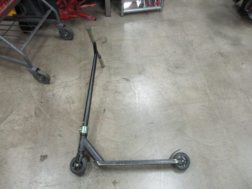 Used Fuzion Trick Scooter