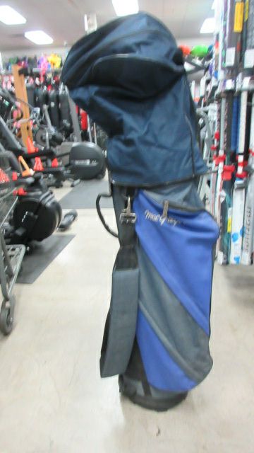 Load image into Gallery viewer, Used MacGregor 5 Divider Lightweiht Golf Bag w/ Rain Cover - Wear and Tears
