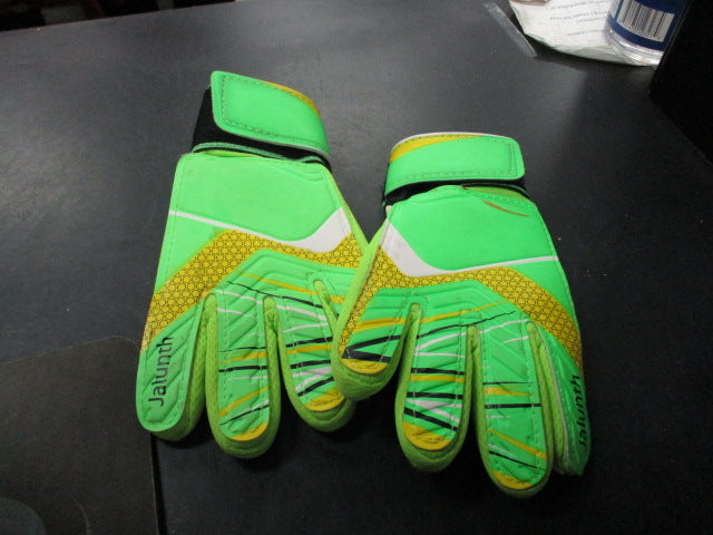 Load image into Gallery viewer, Used Jalunth Soccer Goalie Gloves Size Youth
