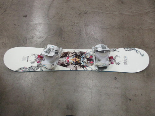 Used Arbor Poparazzi 149cm Snowboard W/ Flow Flite 2W Bindings