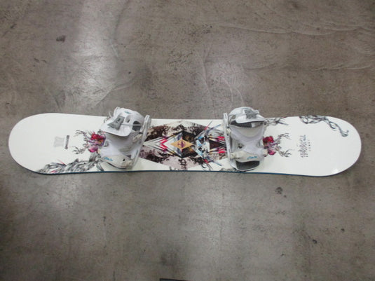 Used Arbor Poparazzi 149cm Snowboard W/ Flow Flite 2W Bindings