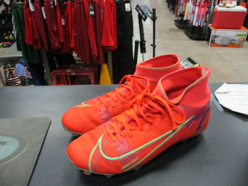 Used Nike Mercurial Soccer Cleats Size 6.5 (Left Heel Cut)