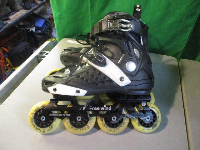 Load image into Gallery viewer, Used Roselle Free Wind 911S Inline Skates Size 5
