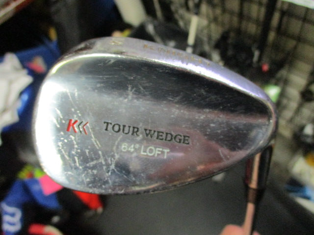 Load image into Gallery viewer, Used Knight Tour wedge 64 loft RH
