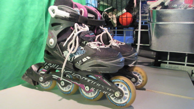 Load image into Gallery viewer, Used Blade Runner Kids 11-1 Inline Skates (Some Wear)
