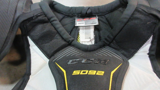 Used CCM Tacks 5092 Senior Medium Hockey Shoulders Pads