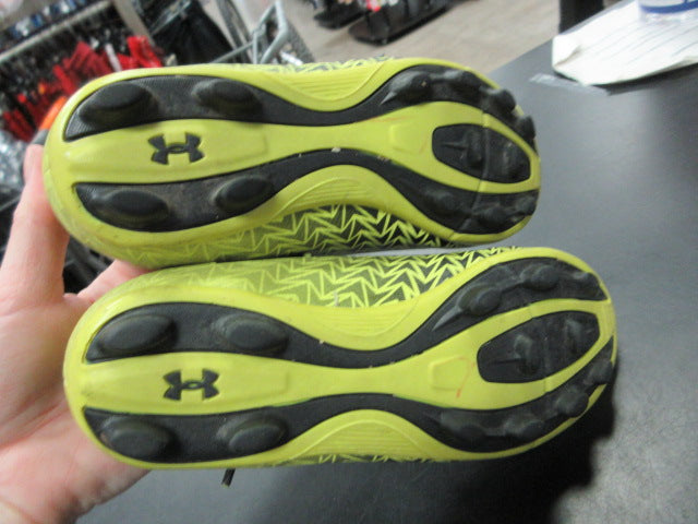 Load image into Gallery viewer, Used Under Armour Soccer Cleats Size 12k
