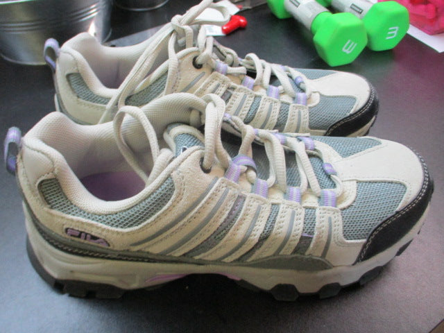 Load image into Gallery viewer, Used Fila Hiking Shoes Size 8
