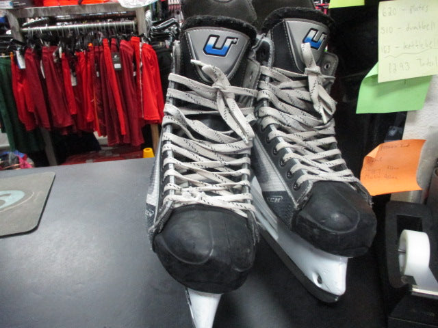 Load image into Gallery viewer, Used CCM U+ E-Pro Size 10.5 Hockey Skates
