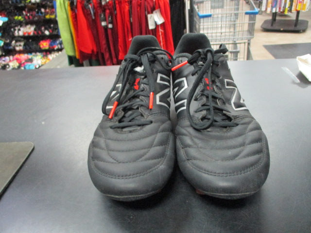 Load image into Gallery viewer, Used New Balance 442 Size 8.5 Soccer Cleats
