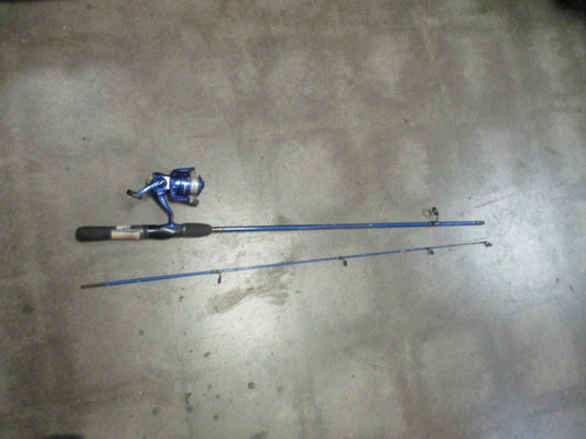 Used Shakespeare Firebird 5'6" 2-Piece Fishing Pole Combo