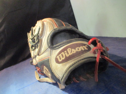 Used Wilson A2000 MA14 12.25" LEFTY Glove