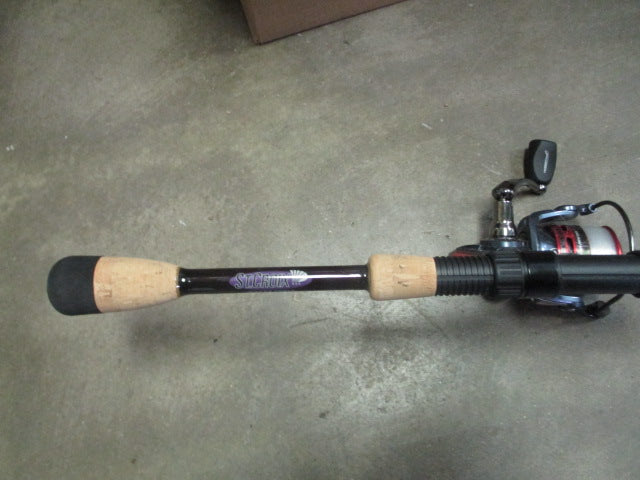 Load image into Gallery viewer, Used St. Croix Mojo Bass MJ568MX 6&#39;8&quot; Extra-Fast Action Fishing Pole Combo
