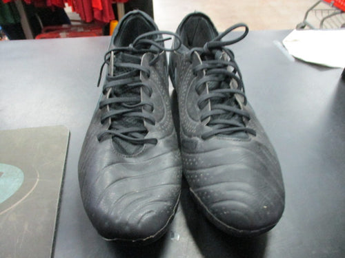 Used Nike Tiempo Legend 10 Academy Size 11 Cleats