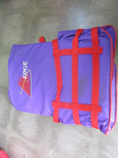 Used Stearns Edge Life Jacket Size Small/Medium (broken bottom buckle)