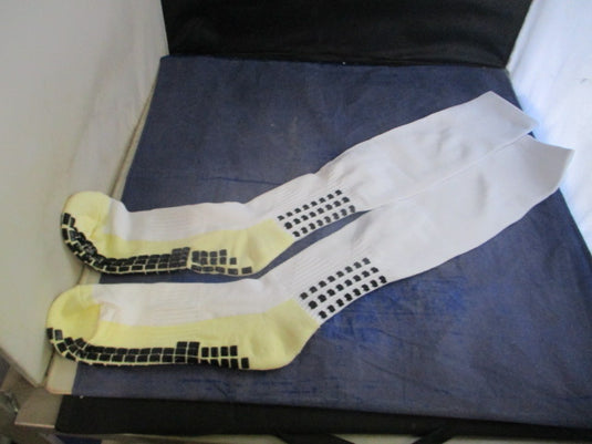 New Anti Slip White Soccer Socks - OSFM