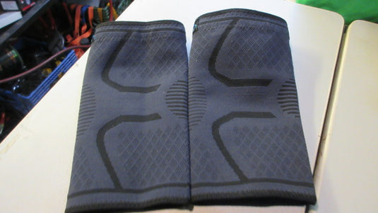 Used Modvel Knee Sleeves Size Small - Pair