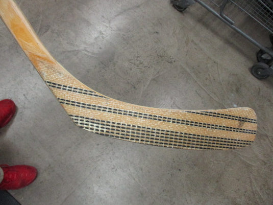 Used CCM Heat  Junior Flex 55" Hockey Stick- RH