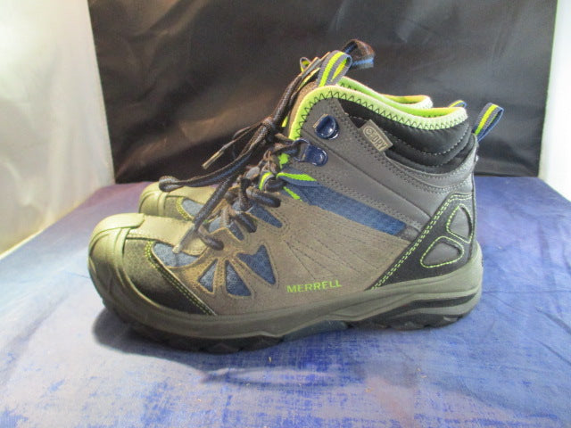 Load image into Gallery viewer, Used Merrell Capra Mid Waterproof Hiking Shoes Youth Size 4
