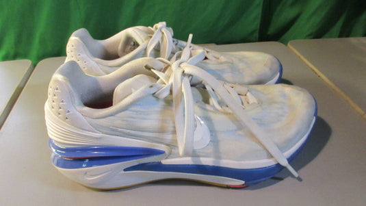 Used Nike Air Zoom Sneakers Size 8.5