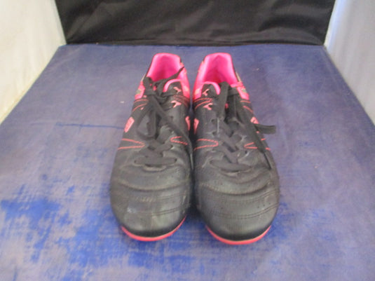 Used Dream Pairs Soccer Cleats Youth Size 4