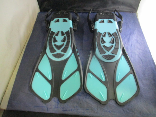 Load image into Gallery viewer, Blue and Black Swim Fins Size Small/Medium 4.5-8.5  - Like New
