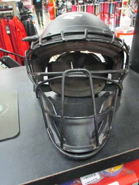 Load image into Gallery viewer, Used Easton Elite Black Sport - 6 1/2 - 7 1/2 Catchers Helmet
